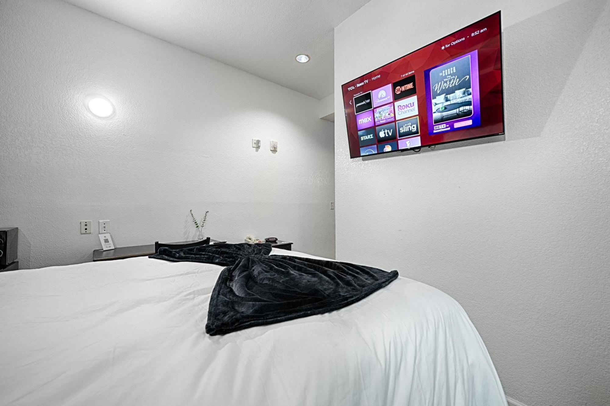 Hotel Dilley Grand Номер фото